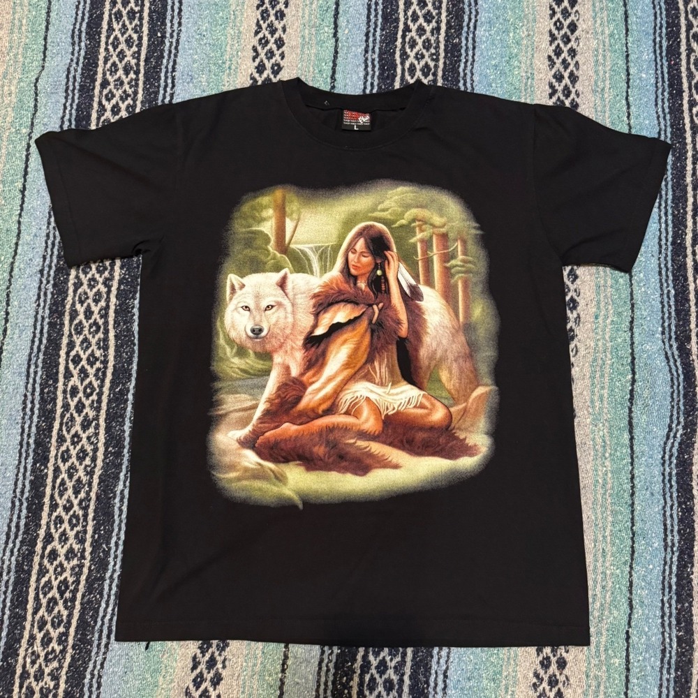 Thunder Sportswear Native American Woman White Wolf Graphic T-Shirt Black Large